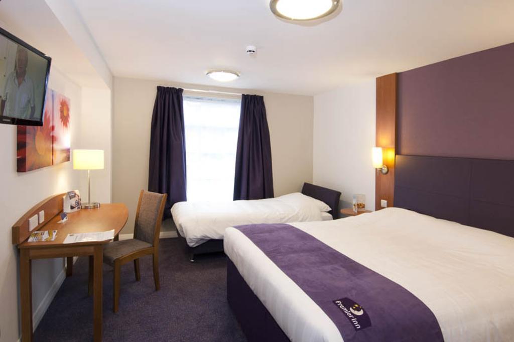 Premier Inn غلينروز المظهر الخارجي الصورة