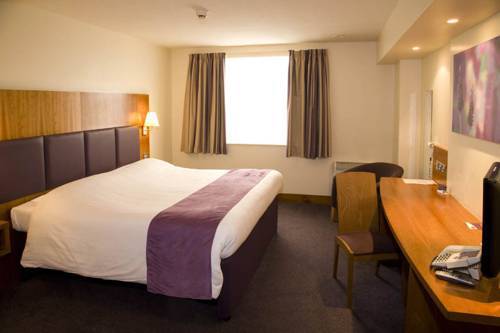 Premier Inn غلينروز الغرفة الصورة